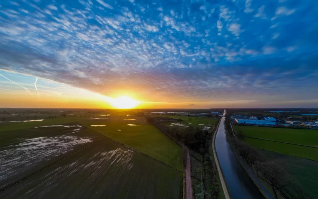 Serenade of Skies: An Aerial Ballet at Sunset with the DJI Mini 3 Pro